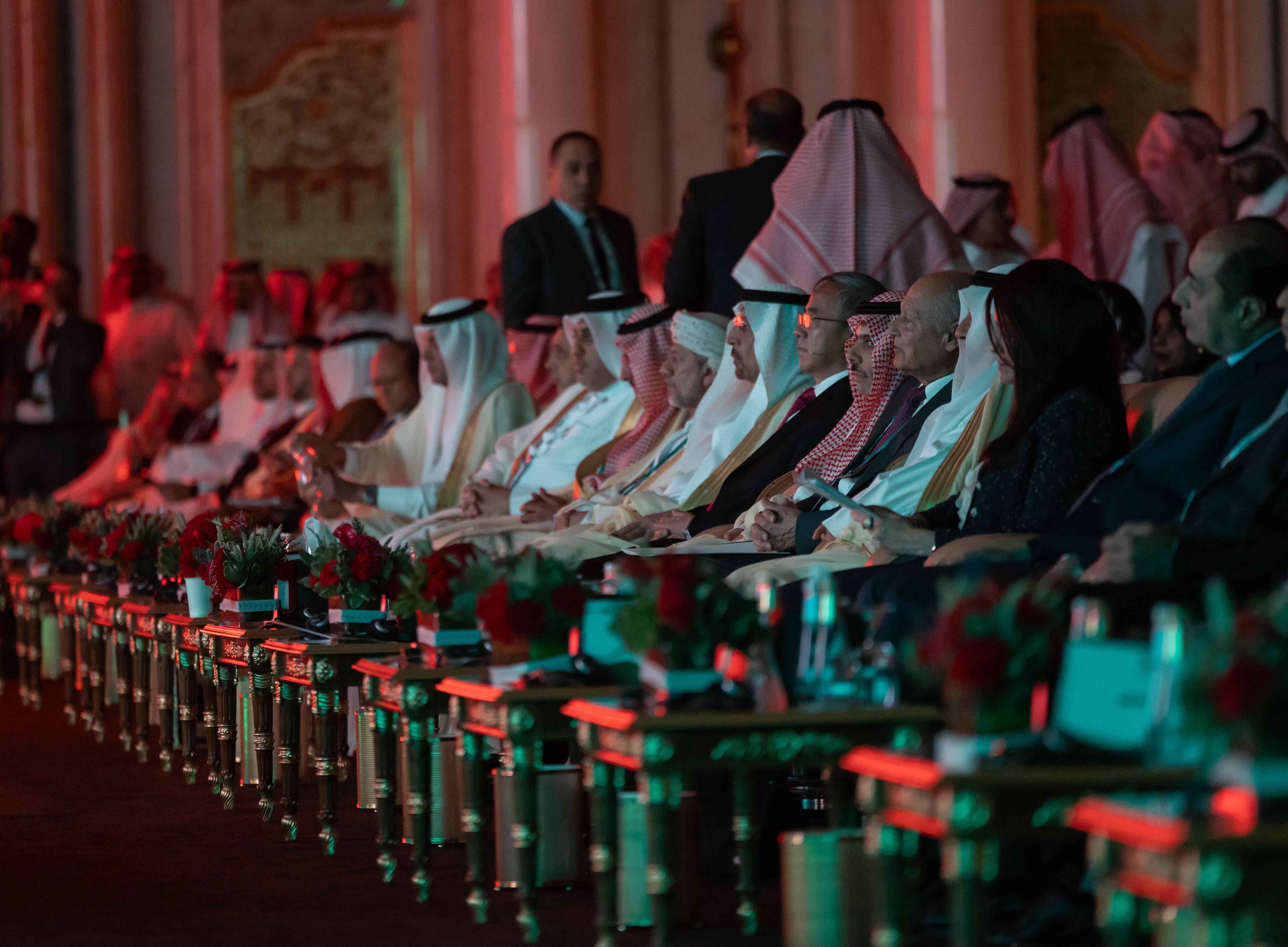نيابة عن ولي العهد.. وزير الخارجية يفتتح الدورة العاشرة لمؤتمر رجال الأعمال العرب والصينيين تحت شعار &laquo;التعاون من أجل الازدهار&raquo;