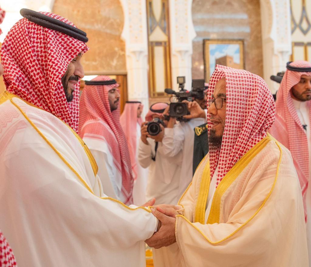 ولي العهد يستقبل المهنئين بعيد الأضحى المبارك 