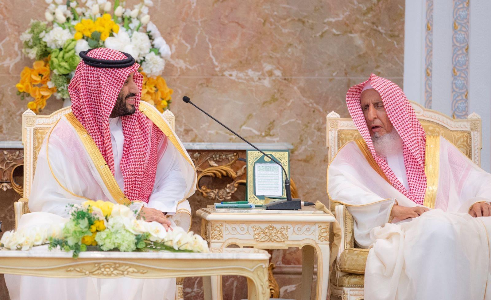 ولي العهد يستقبل المهنئين بعيد الأضحى المبارك 