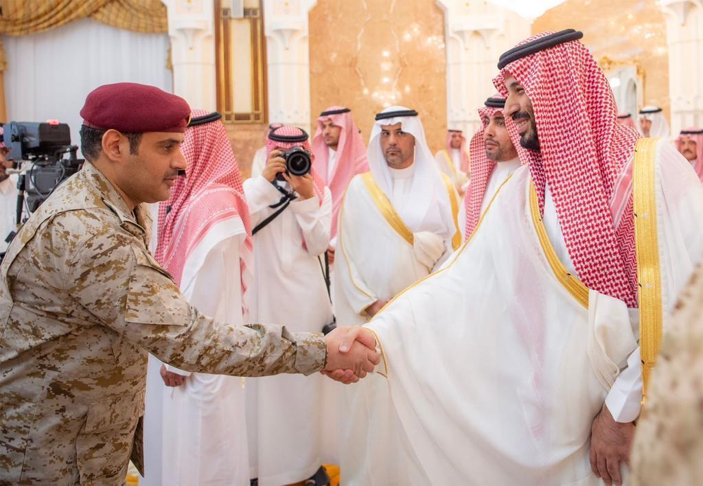 ولي العهد يستقبل المهنئين بعيد الأضحى المبارك 