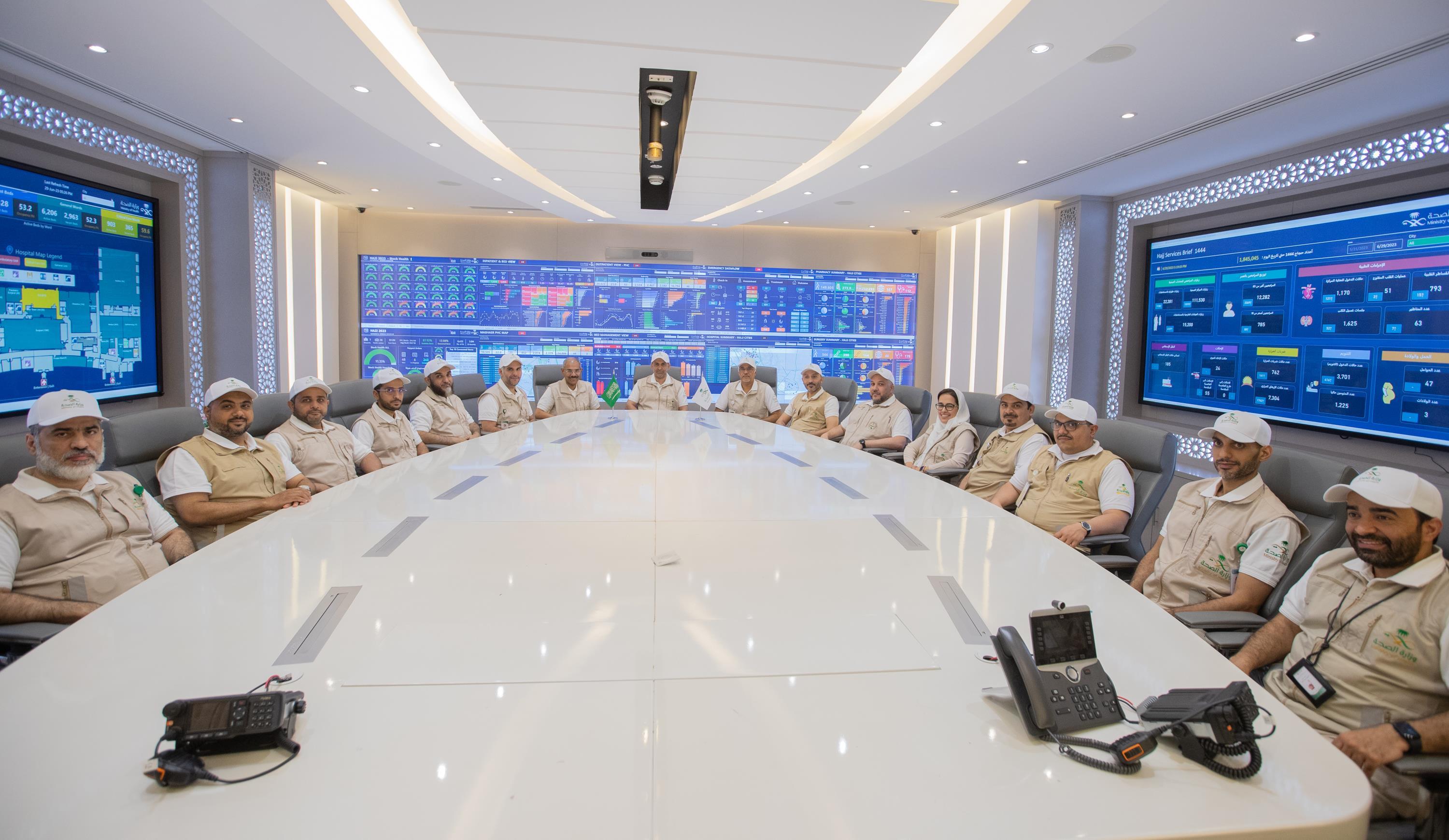وزير الصحة يعلن نجاح الخطط الصحية لموسم الحج