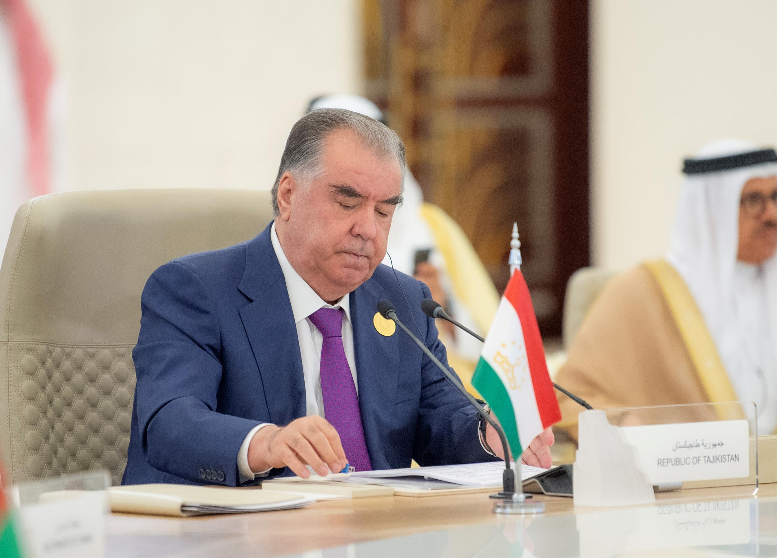 ولي العهد يرأس قمة دول مجلس التعاون لدول الخليج العربية ودول آسيا الوسطى
