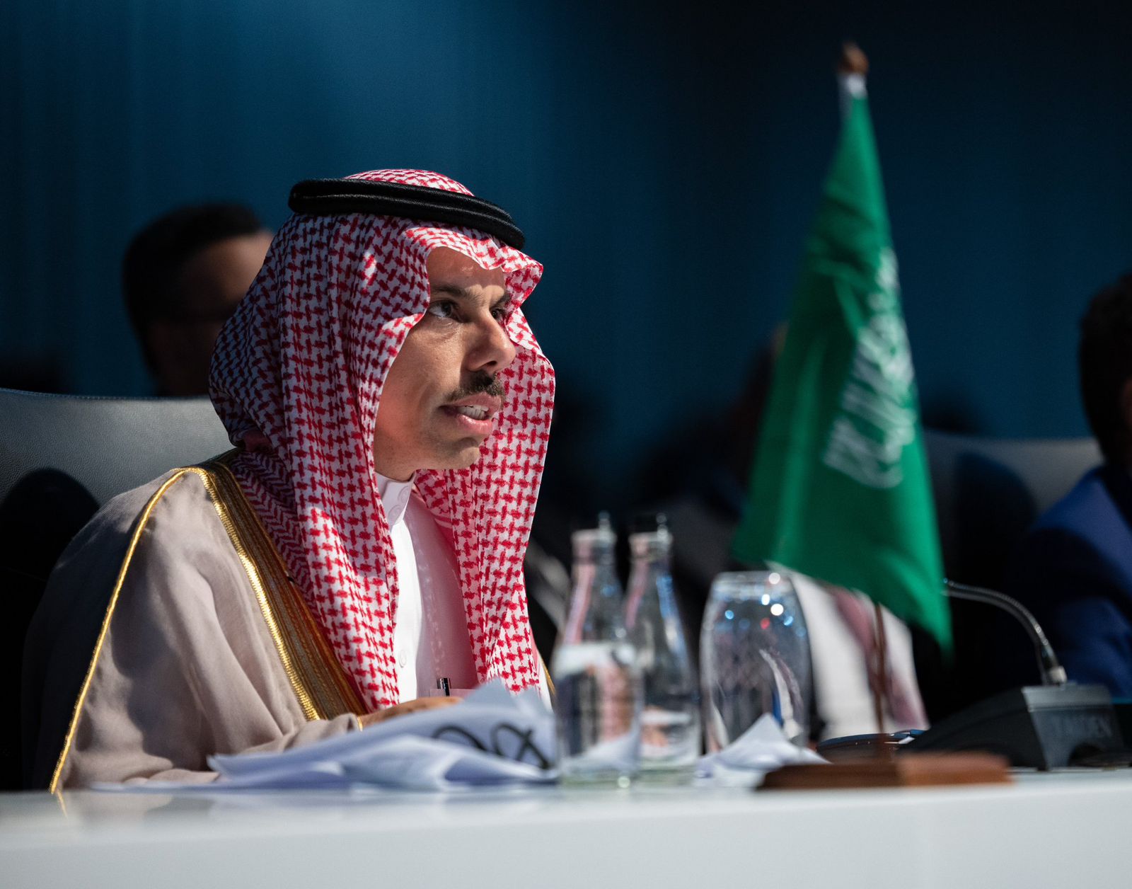 نيابة عن ولي العهد.. وزير الخارجية يترأس الوفد المشارك في حوار مجموعة بريكس 