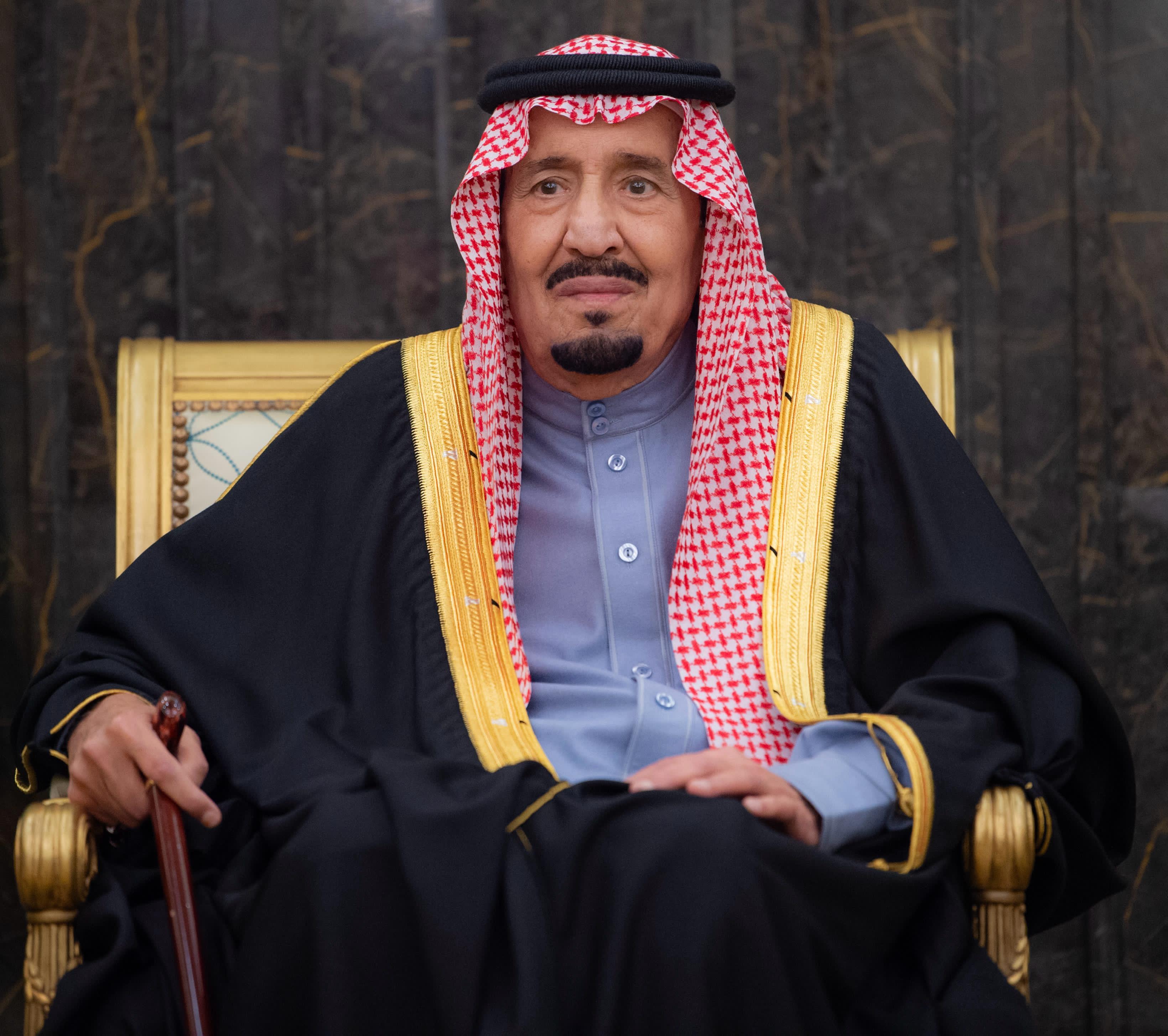 أمام خادم الحرمين الشريفين.. السفراء المعينون حديثاً يؤدون القسم 