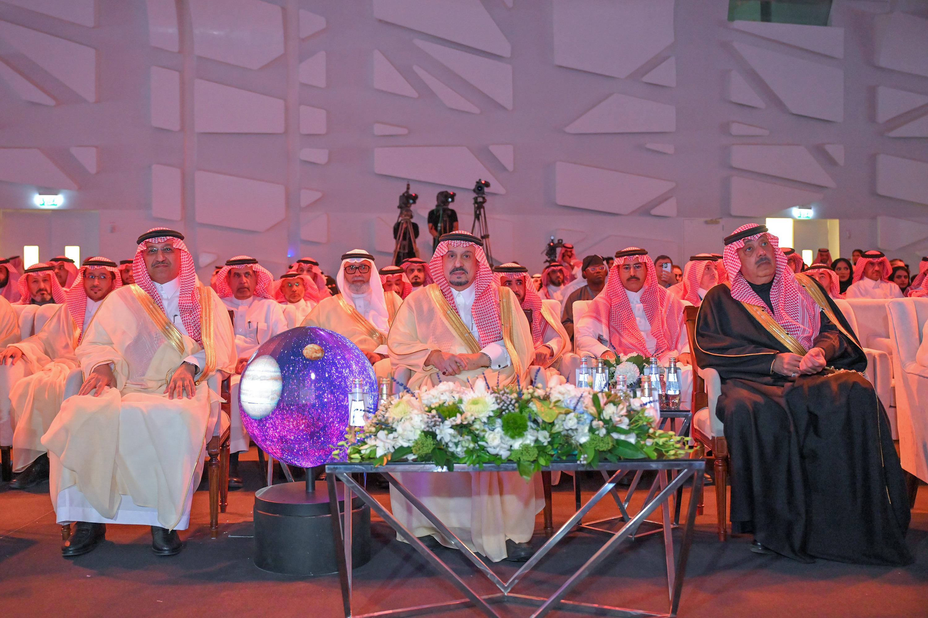 أمير منطقة الرياض يفتتح المؤتمر العالمي للموهبة والإبداع في نسخته الثالثة