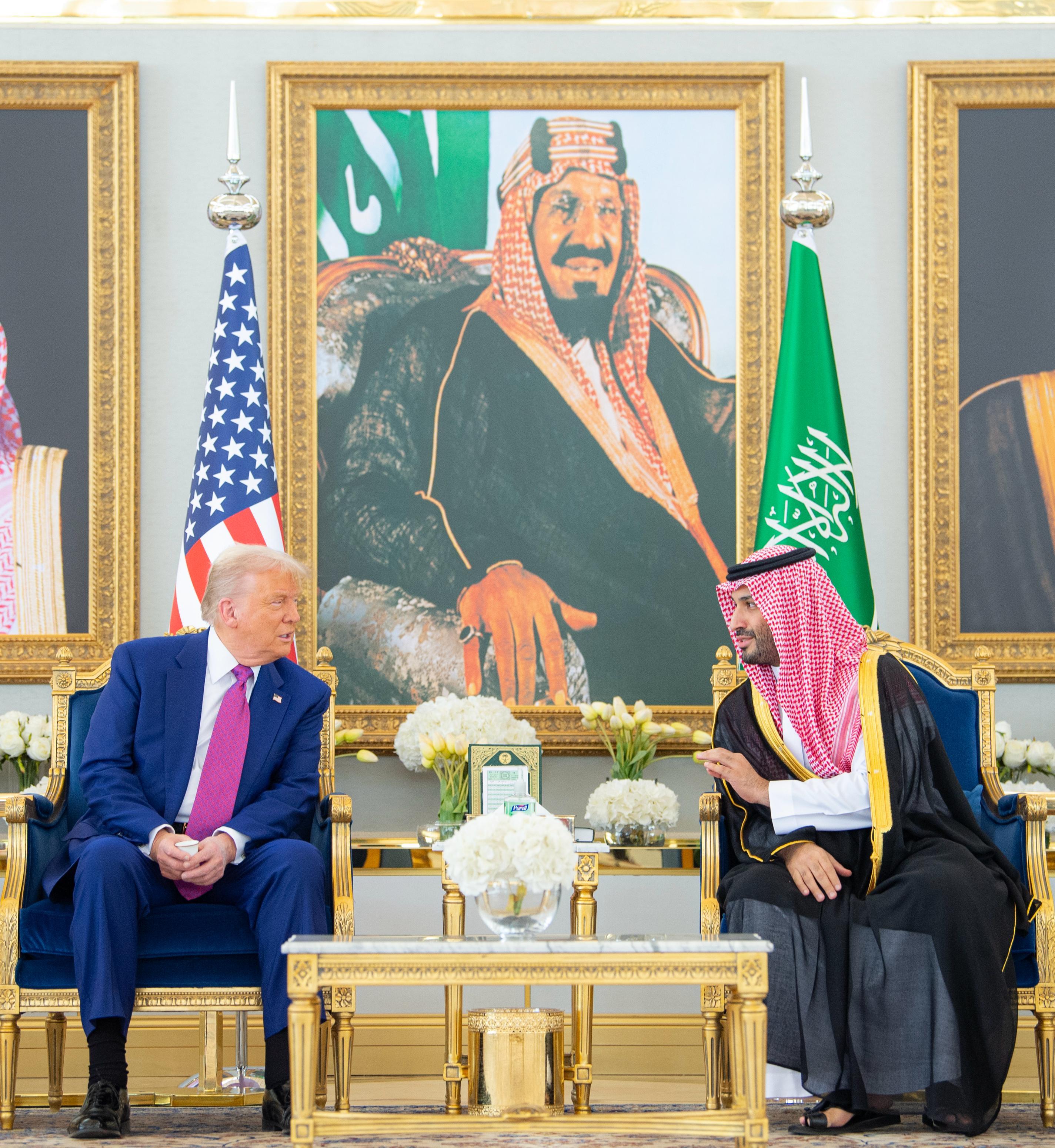 ولي العهد يستقبل رئيس الولايات المتحدة الأمريكية