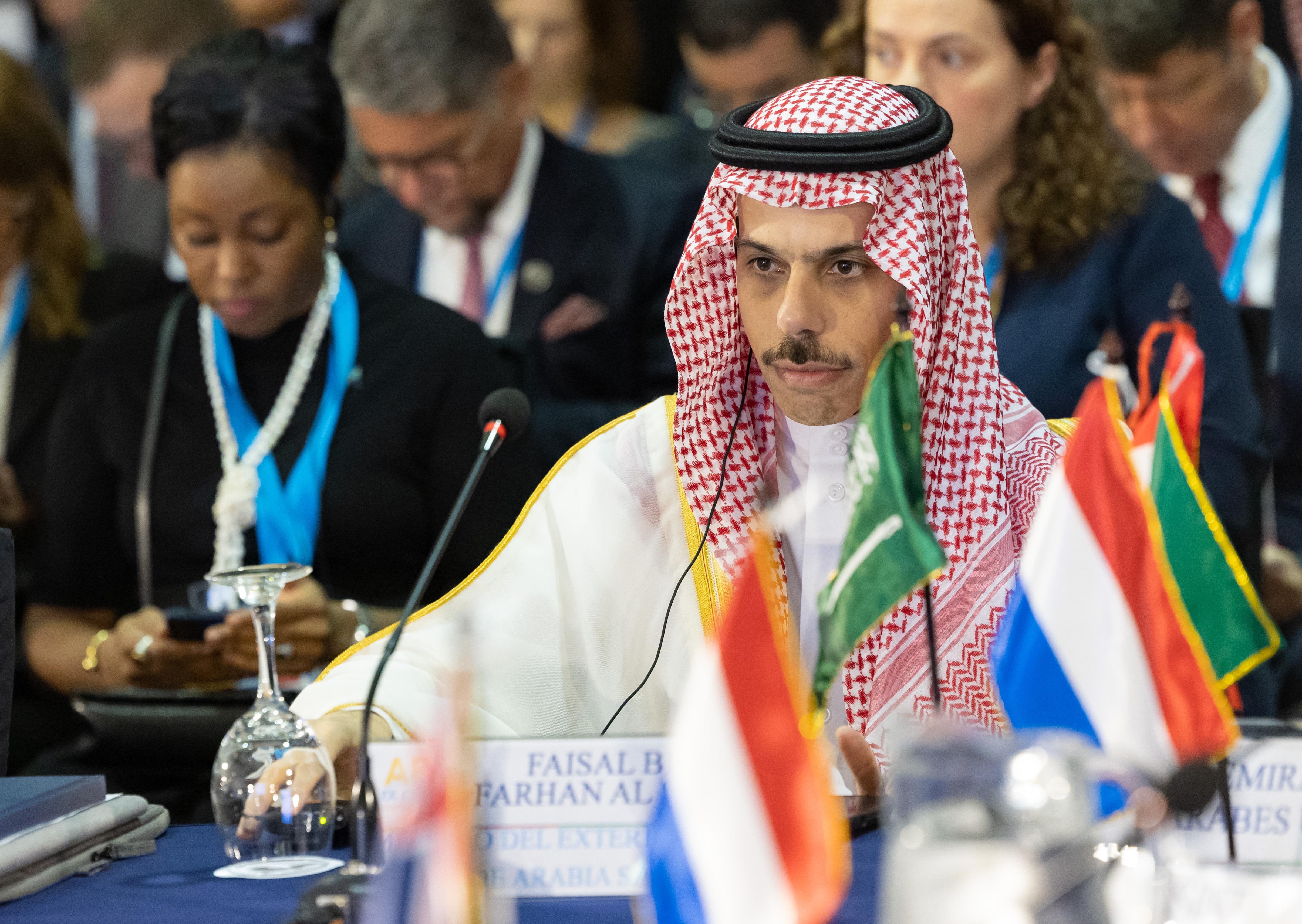 وزير الخارجية يشارك في القمة التاسعة لرؤساء دول وحكومات رابطة دول الكاريبي