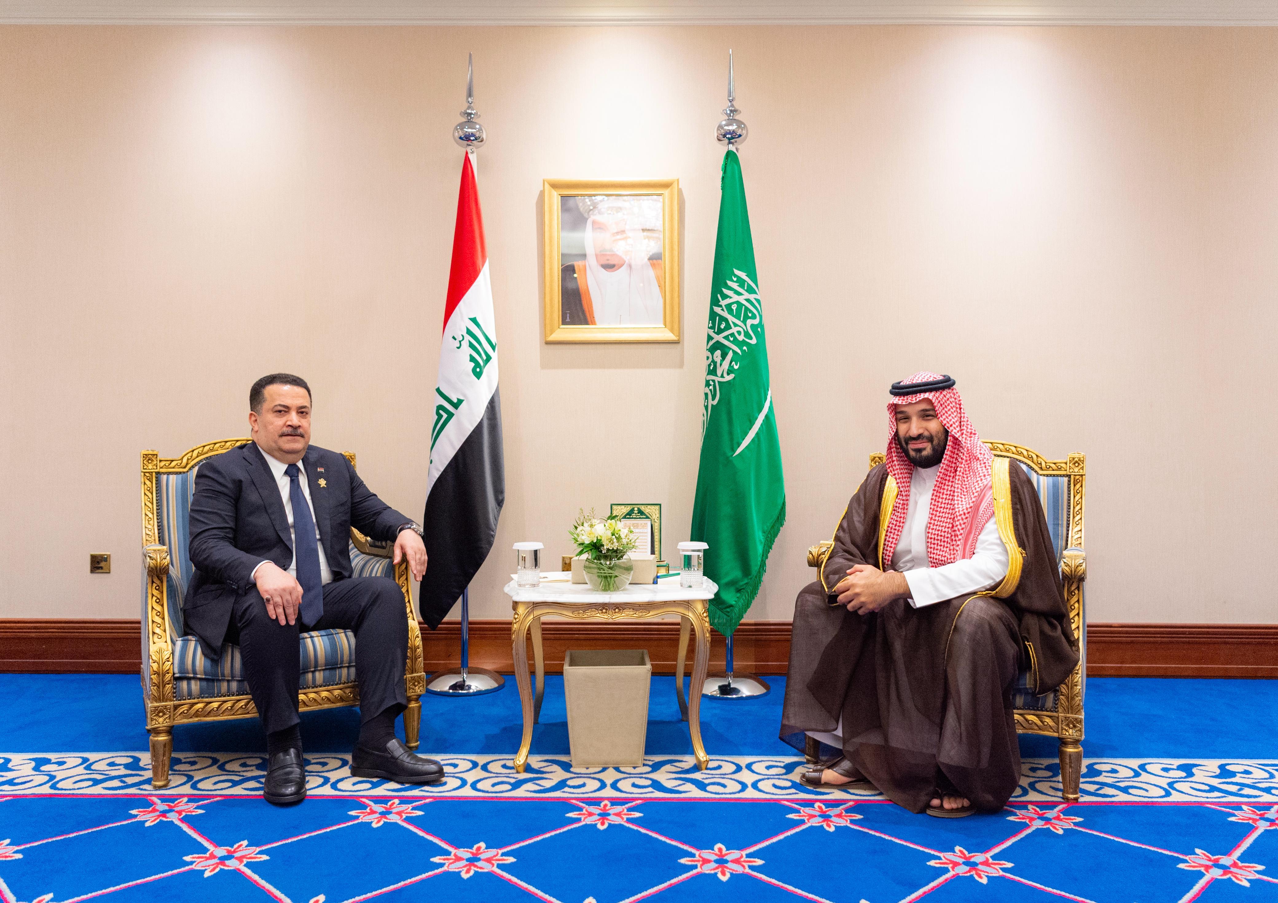 ولي العهد يلتقي رئيس مجلس الوزراء العراقي