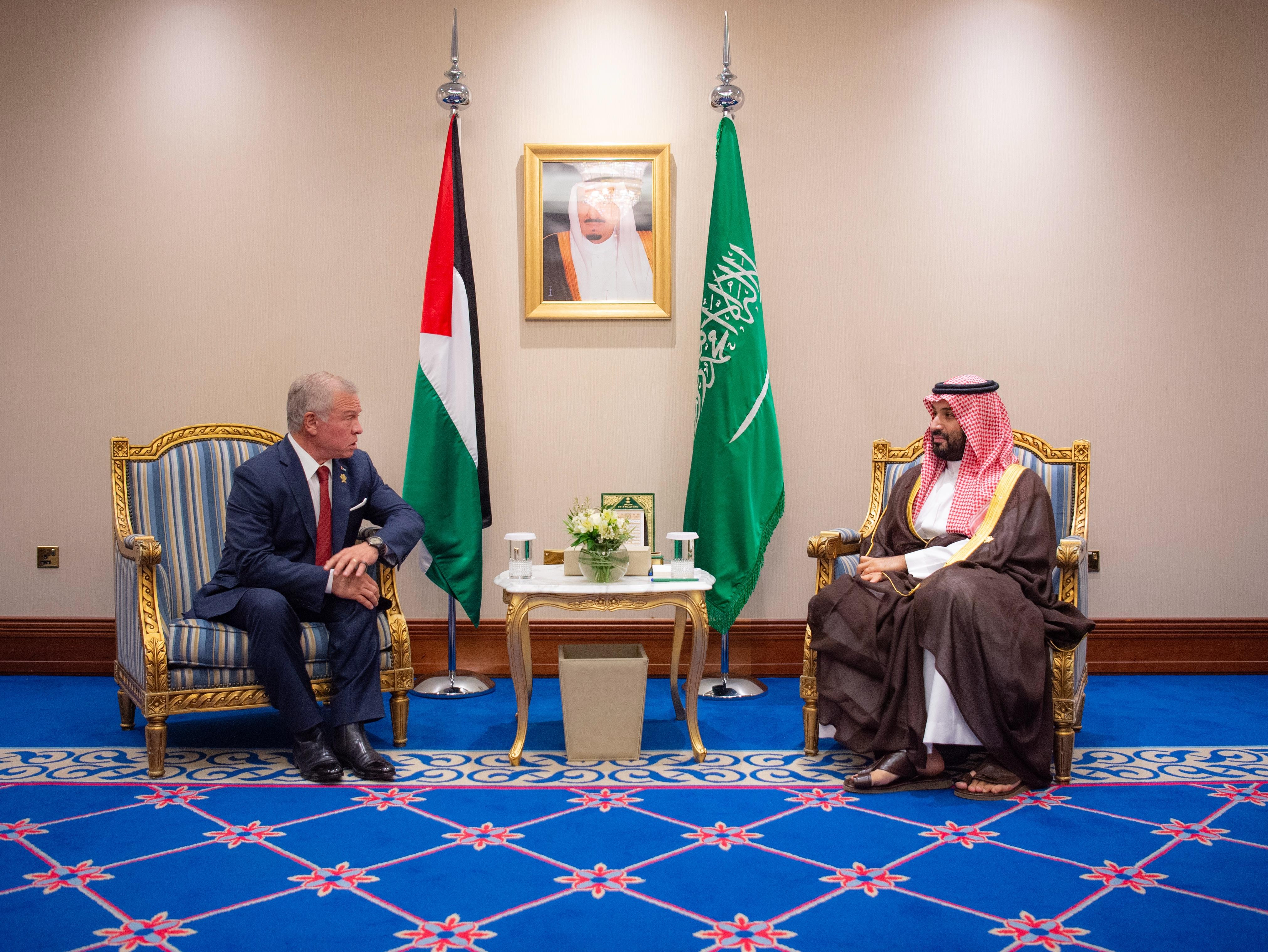 ولي العهد يلتقي ملك المملكة الأردنية الهاشمية