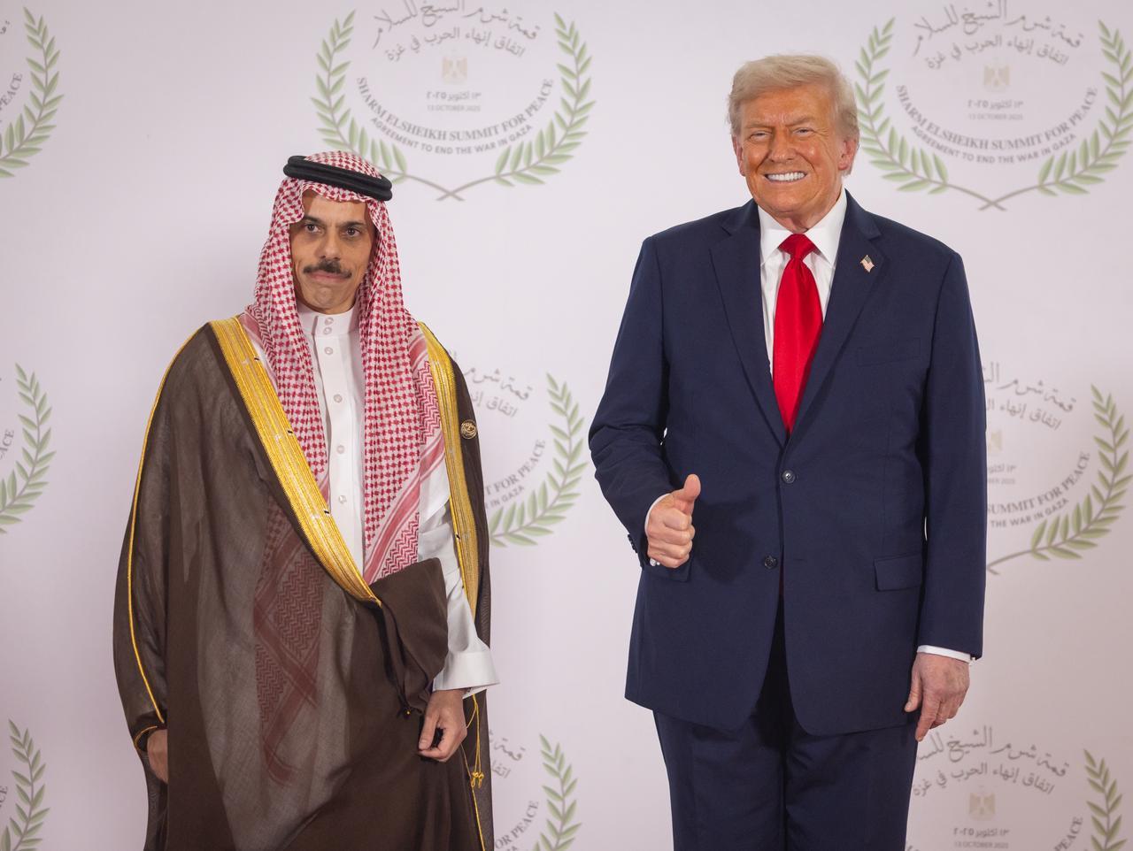 نيابة عن ولي العهد.. وزير الخارجية يترأس وفد المملكة في قمة شرم الشيخ للسلام