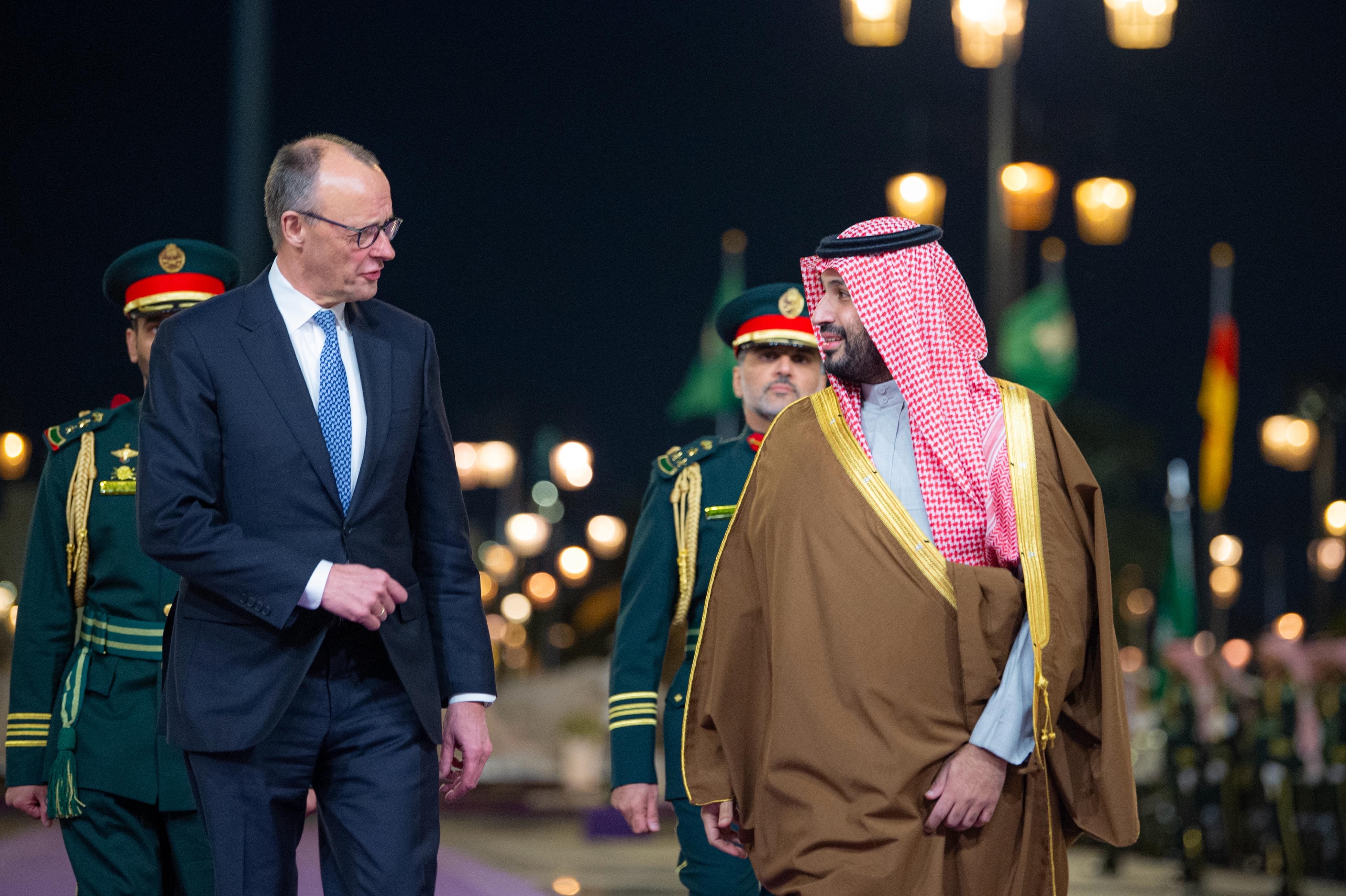  ولي العهد يستقبل المستشار الاتحادي لجمهورية ألمانيا 