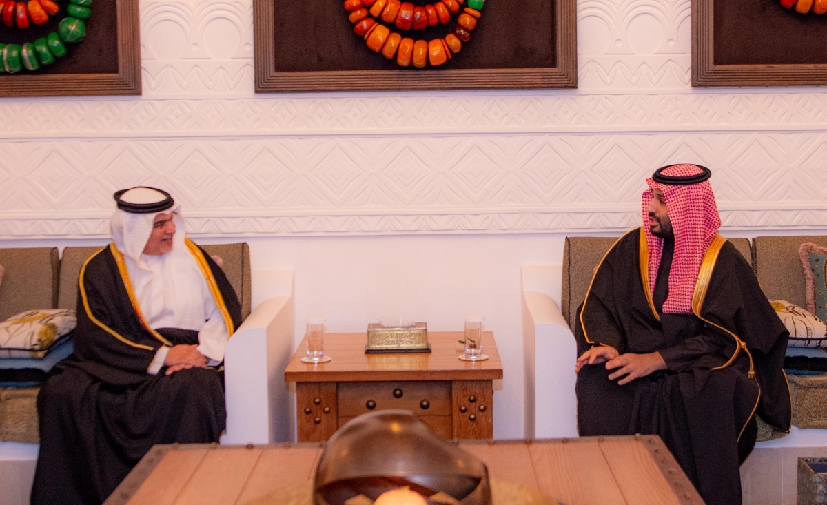 ولي العهد يستقبل ولي عهد مملكة البحرين