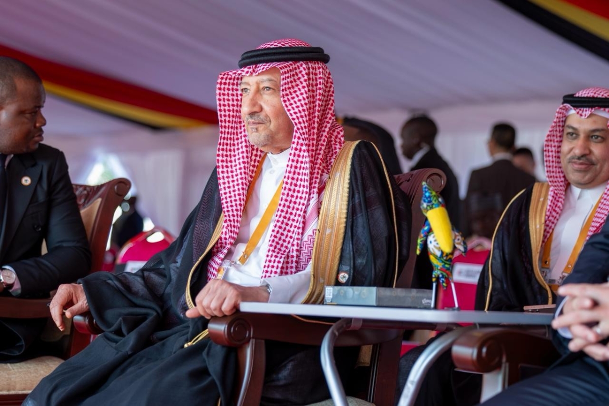 نائب وزير الخارجية يشارك في حفل مراسم تنصيب رئيس أوغندا