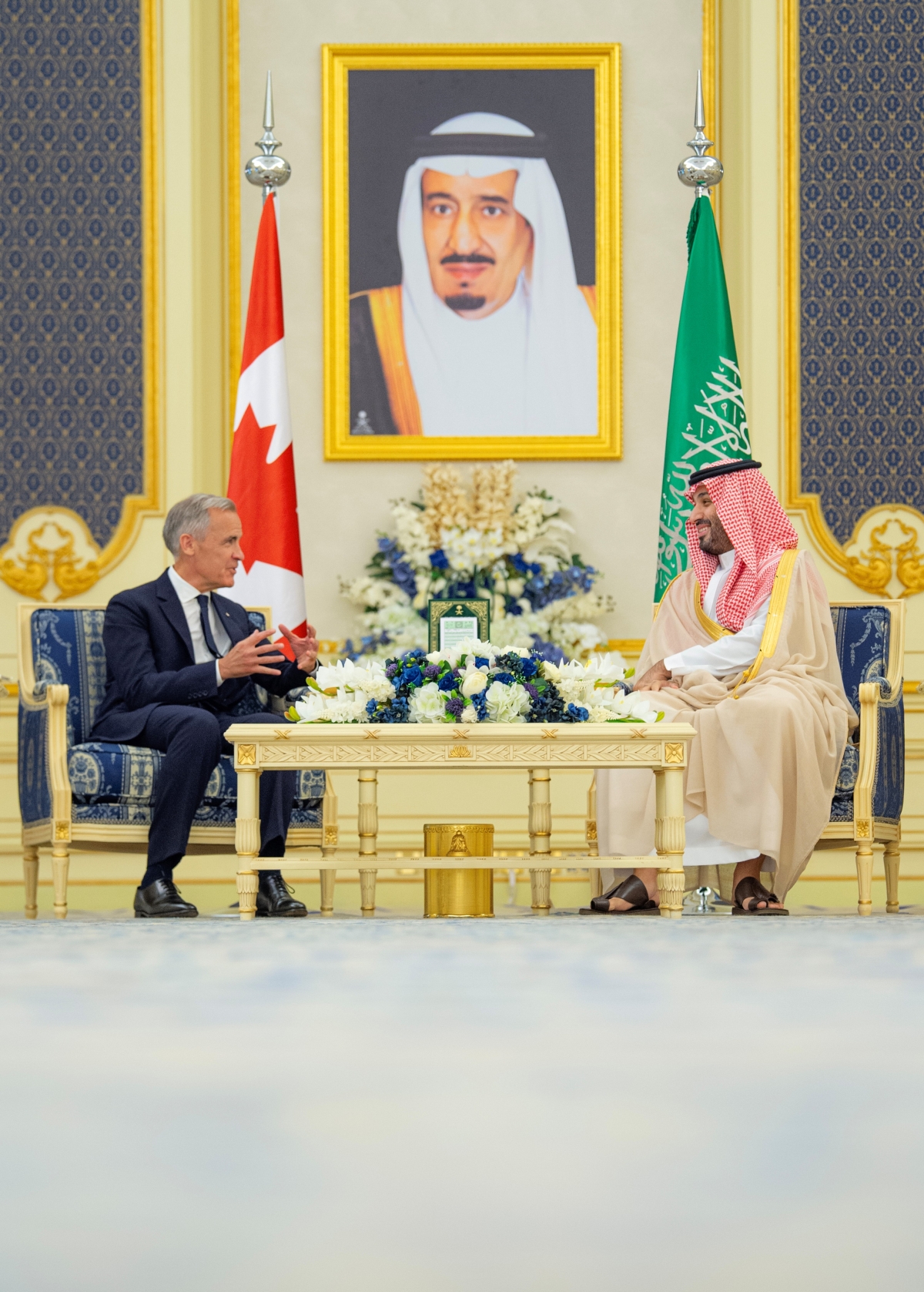 ولي العهد يستقبل رئيس وزراء كندا ويعقدان جلسة مباحثات رسمية