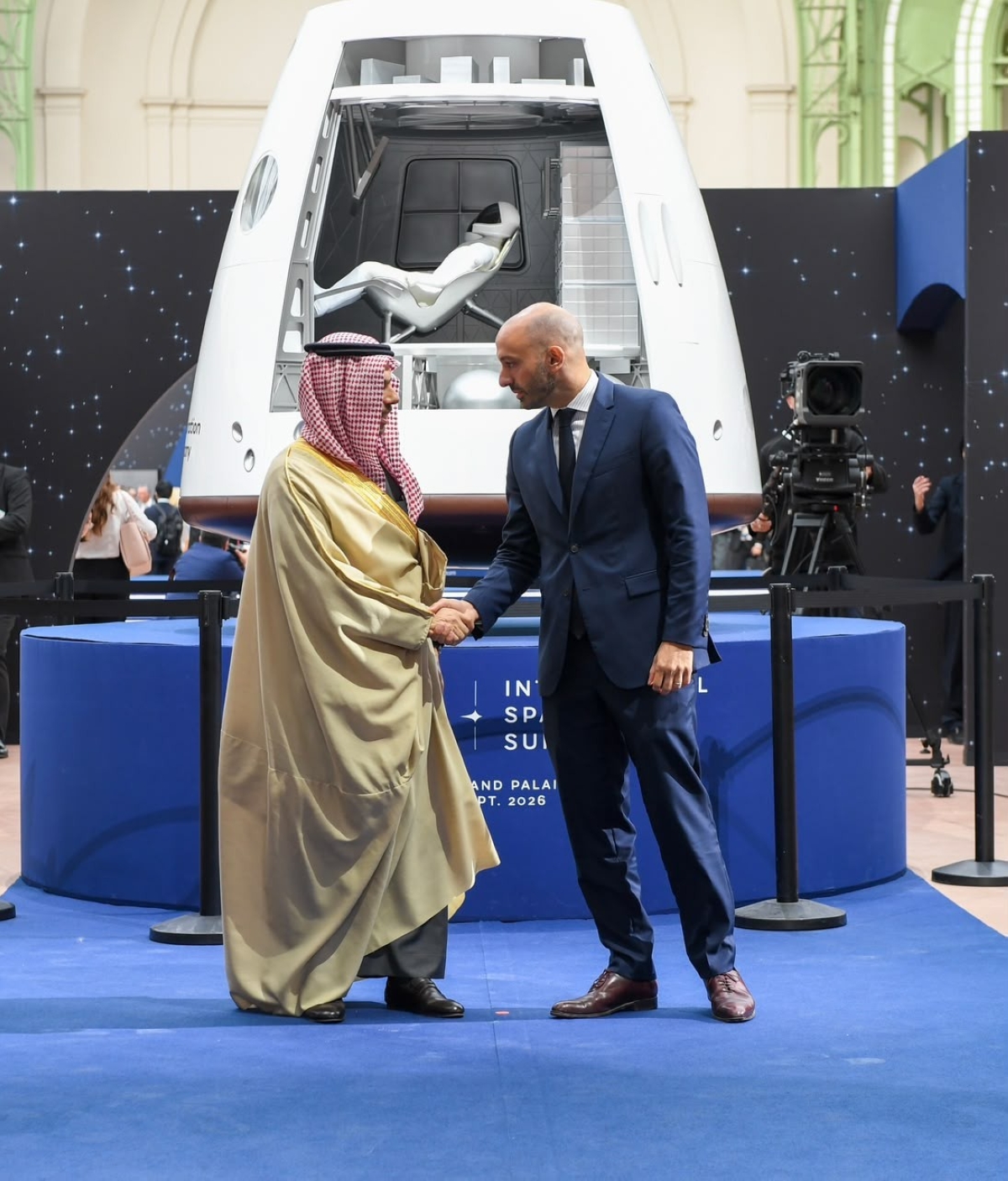 وزير الخارجية يشارك في القمة الدولية للفضاء