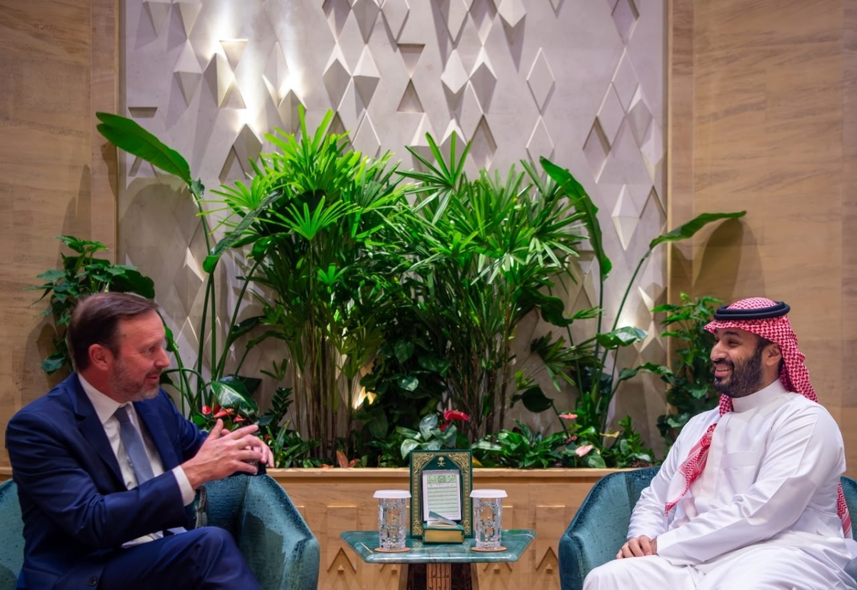 ولي العهد يجتمع مع عضو لجنتي العلاقات الخارجية والاعتمادات في مجلس الشيوخ الأمريكي