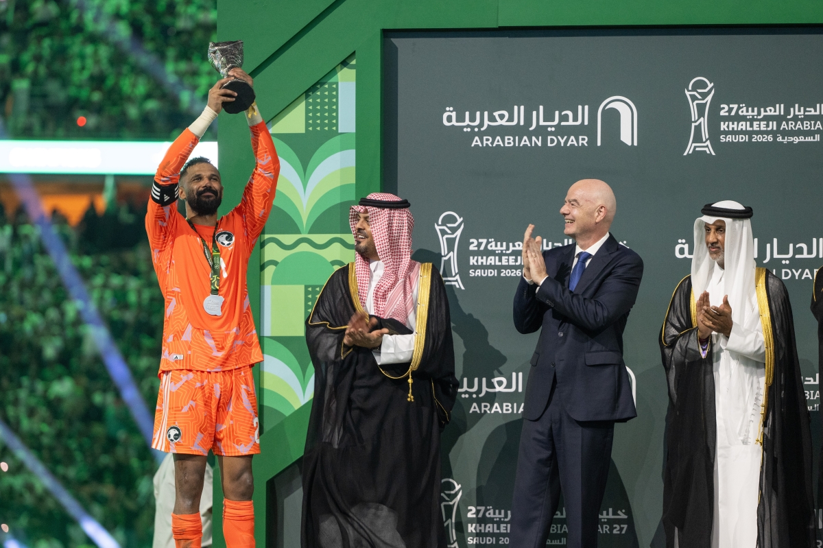 نائب أمير منطقة مكة المكرمة يتوّج المنتخب السعودي بكأس &laquo;خليجي الديار العربية 27&raquo; لكرة القدم