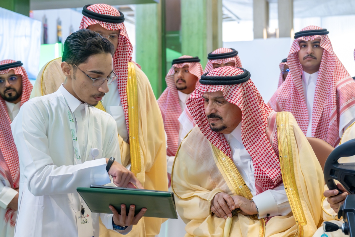 أمير الرياض يفتتح أعمال المؤتمر الدولي السابع للإعاقة والتأهيل ويكرم الفائزين