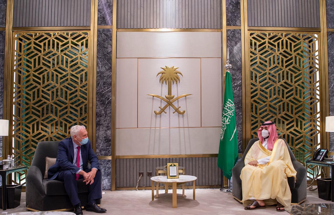ولي العهد يلتقي مبعوث رئيس الوزراء البريطاني لمنطقة الخليج