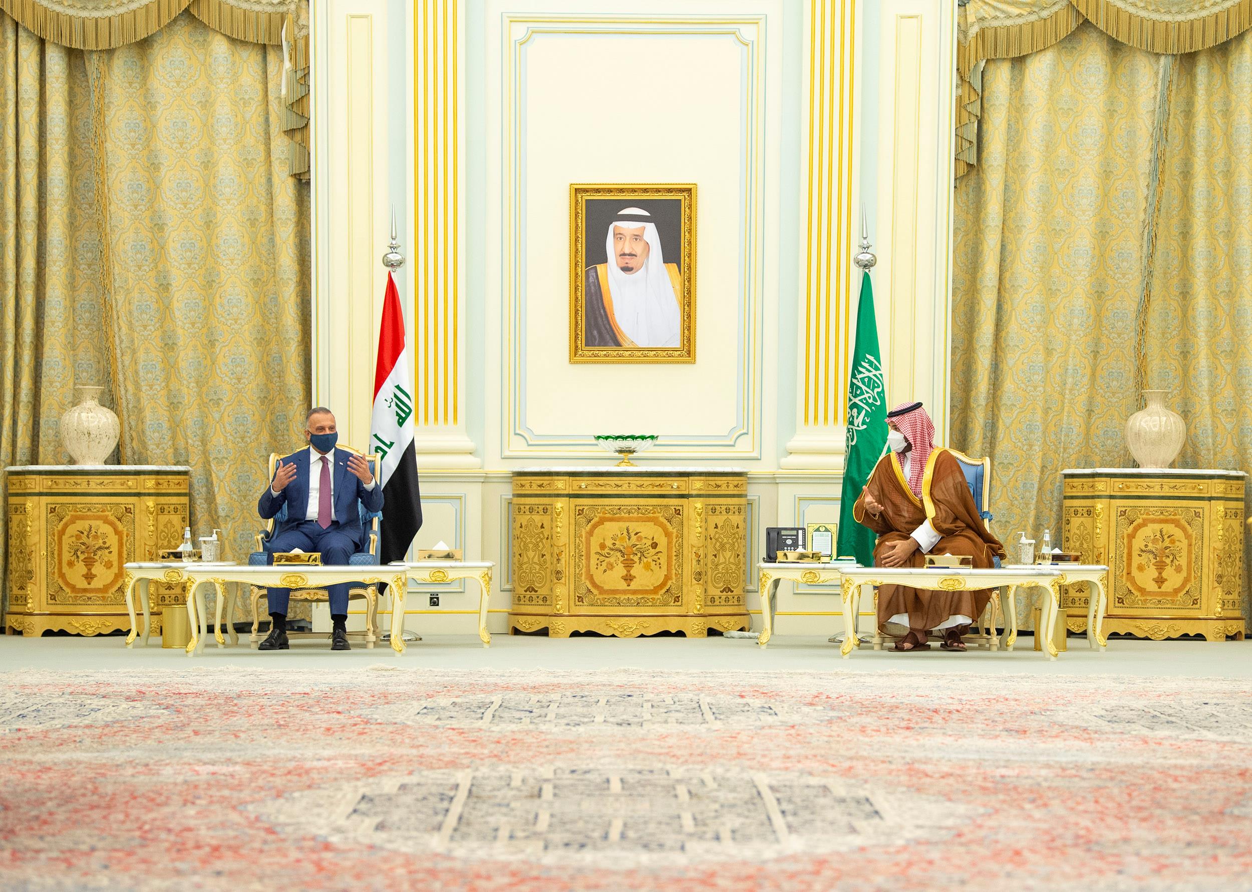 ولي العهد ورئيس الوزراء العراقي يعقدان جلسة مباحثات