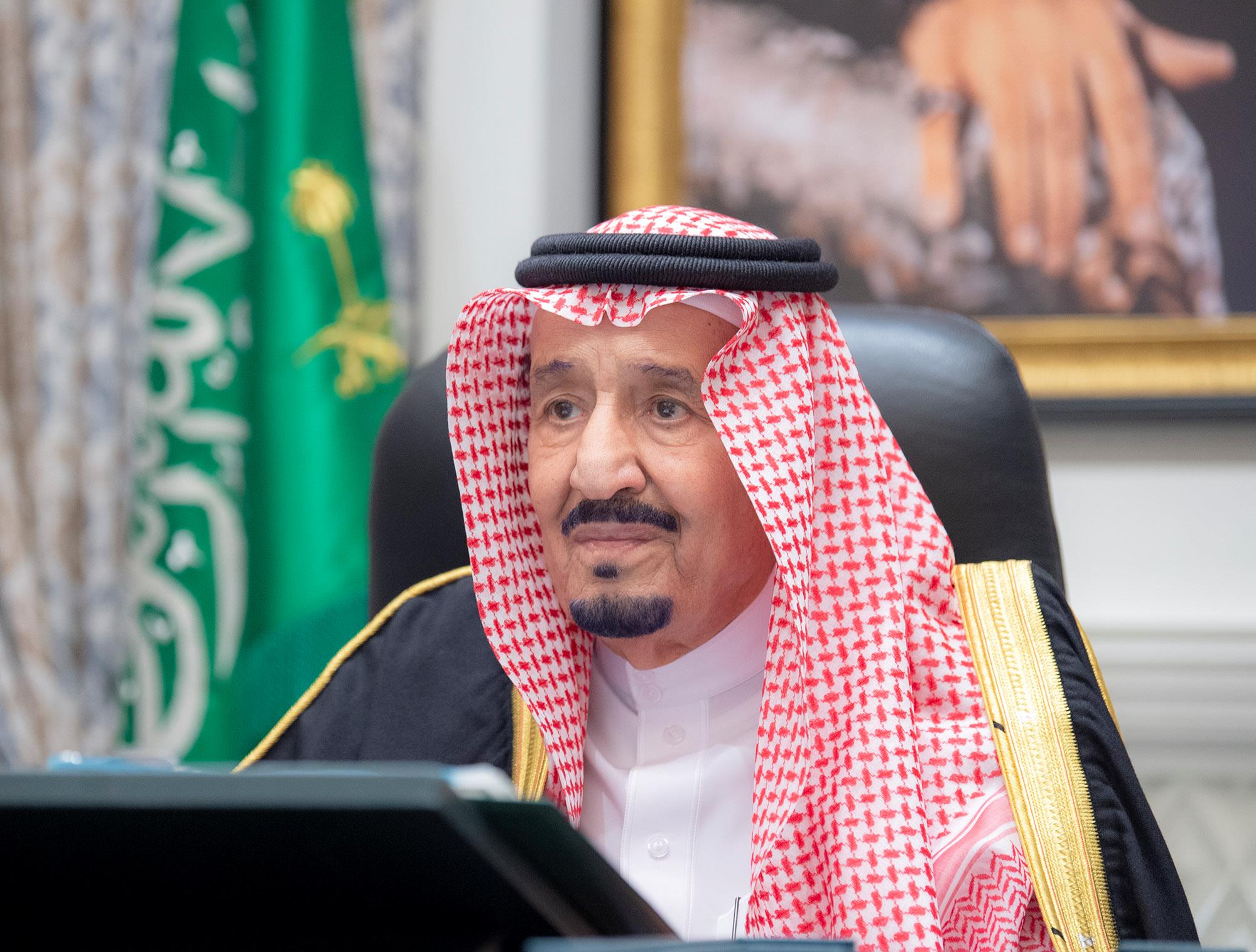 الملك يوجه بتضافر الجهود لتقديم أفضل الخدمات لضيوف الرحمن