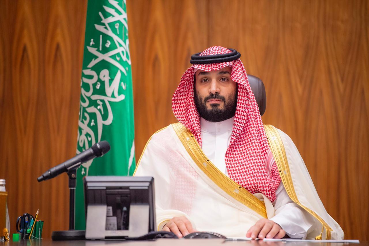 ولي العهد يهنئ منسوبي وزارة الدفاع  بعيد الفطر