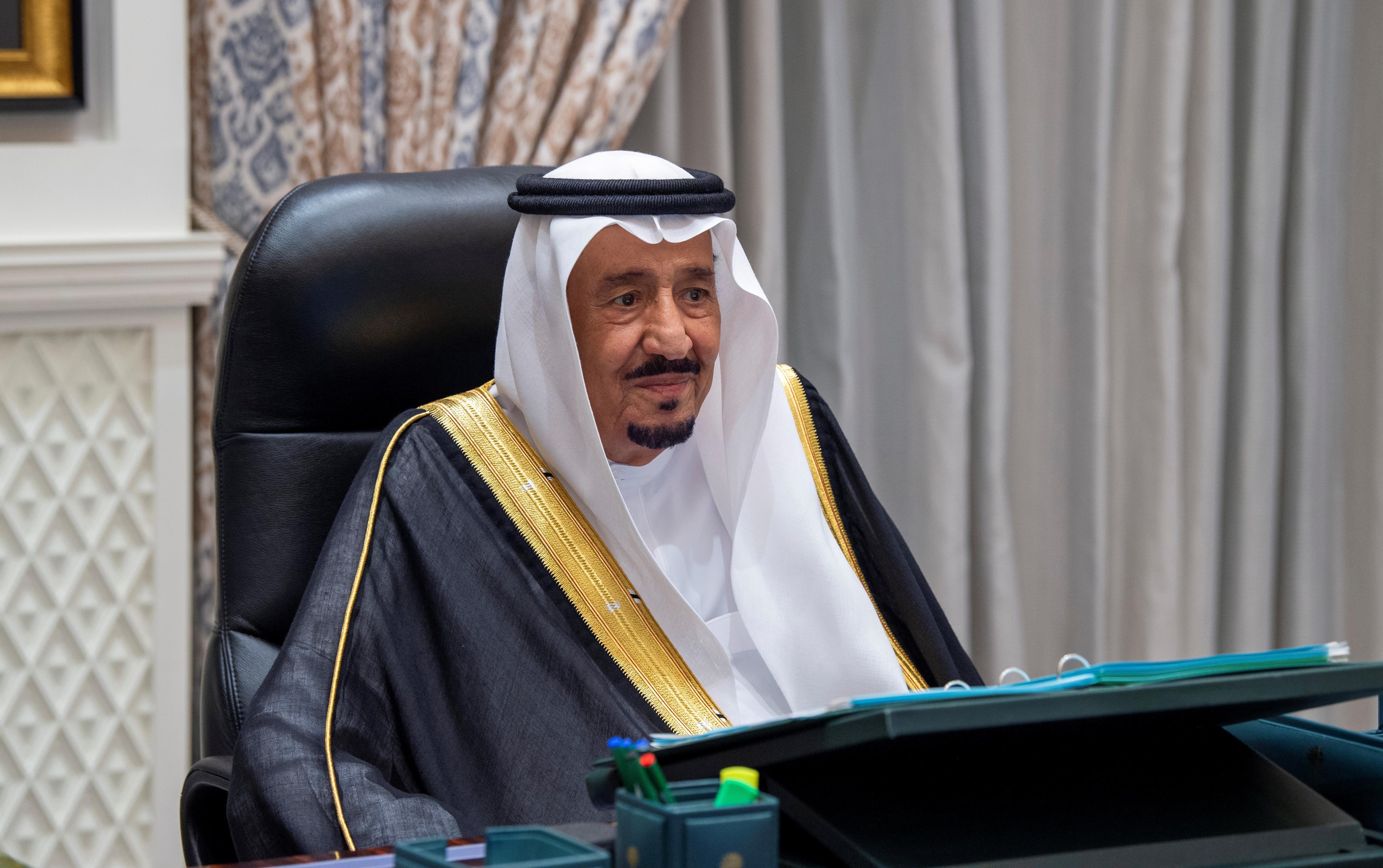 لجنة مركزية لتدريب وابتعاث موظفي الخدمة المدنية