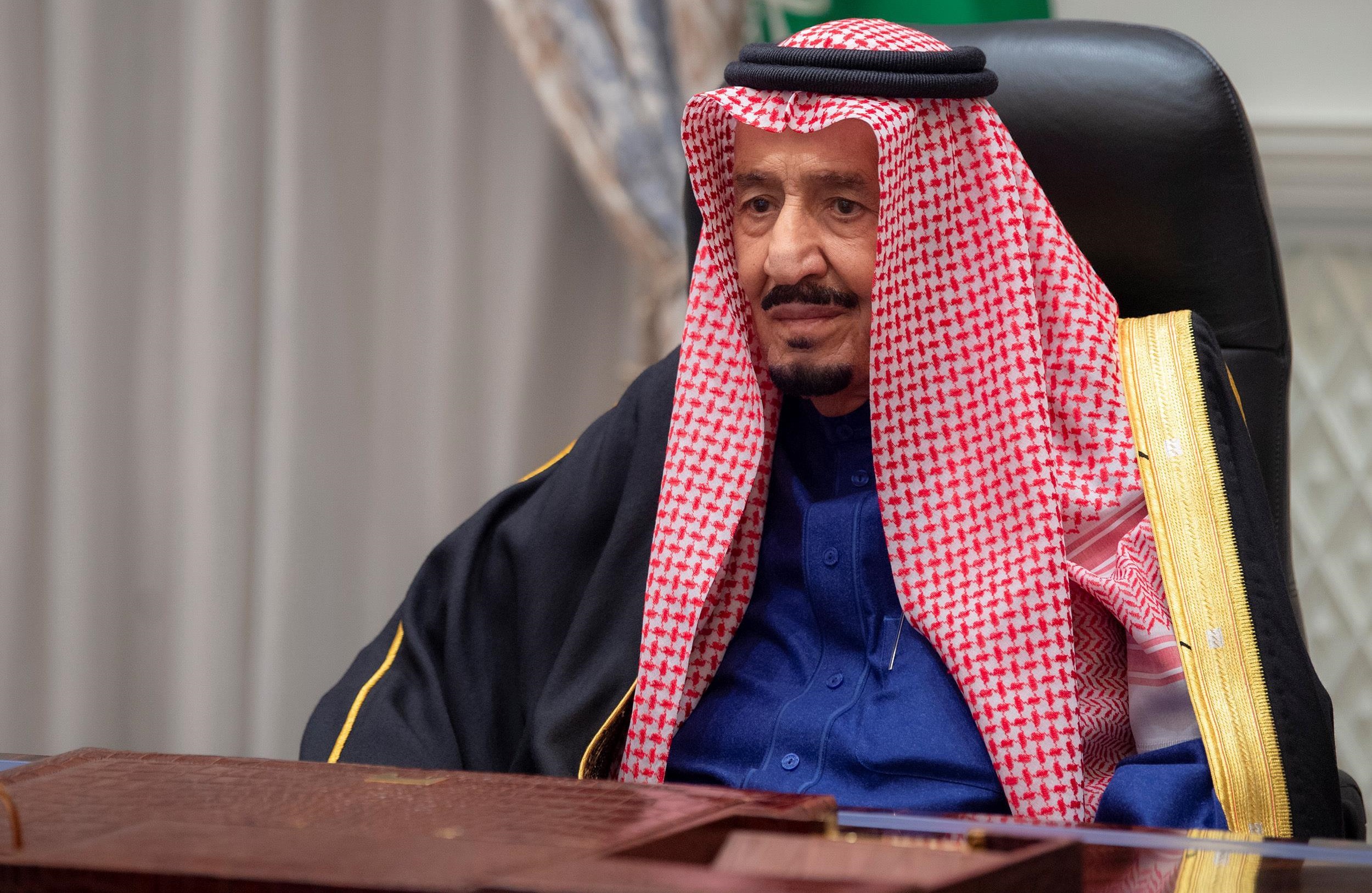 خادم الحرمين الشريفين يرسم مواقف المملكة الداخلية والخارجية سياسياً وإدارياً واقتصادياً