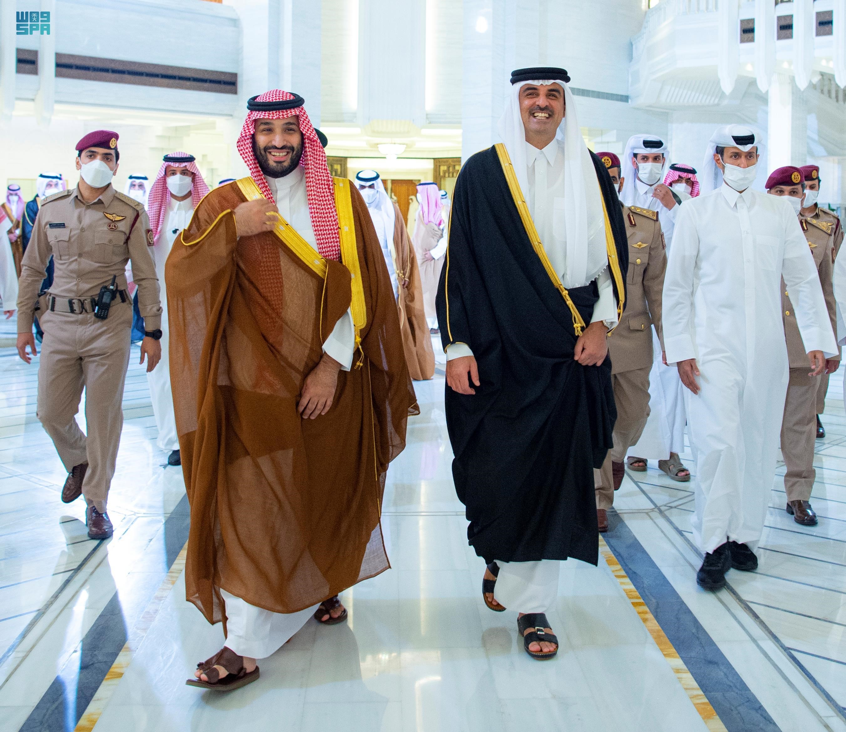 ولي العهد يصل إلى قطر في زيارة رسمية