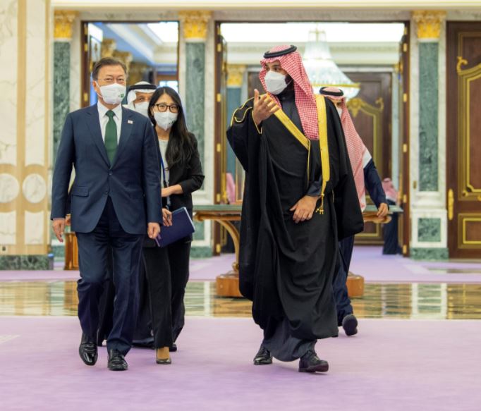 ولي العهد ورئيس كوريا يعقدان جلسة مباحثات رسمية