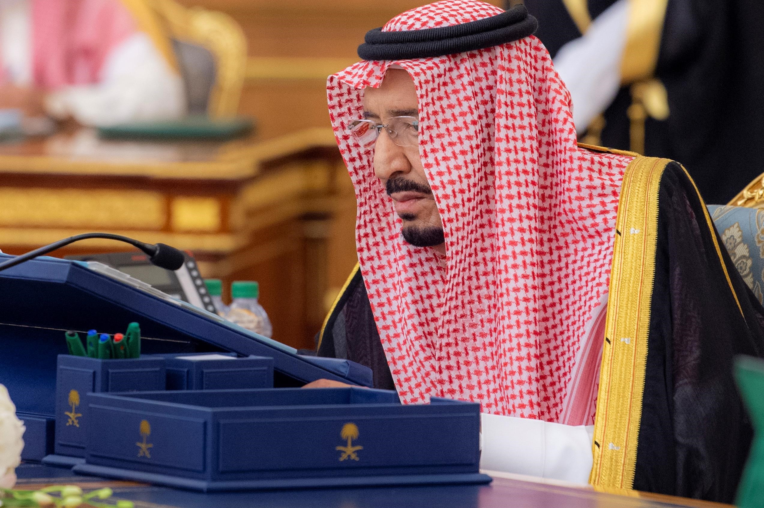 برئاسة خادم الحرمين الشريفين.. مجلس الوزراء: استقرار السوق البترولية من ركائز استراتيجية المملكة للطاقة