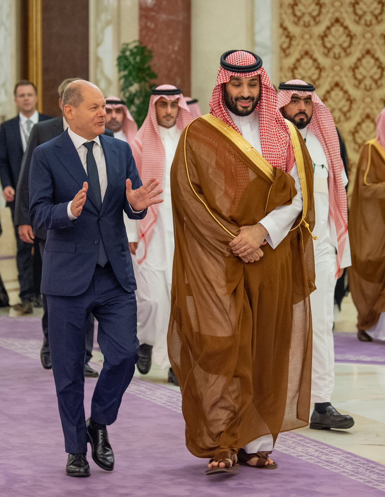 ولي العهد يستقبل المستشار الاتحادي الألماني