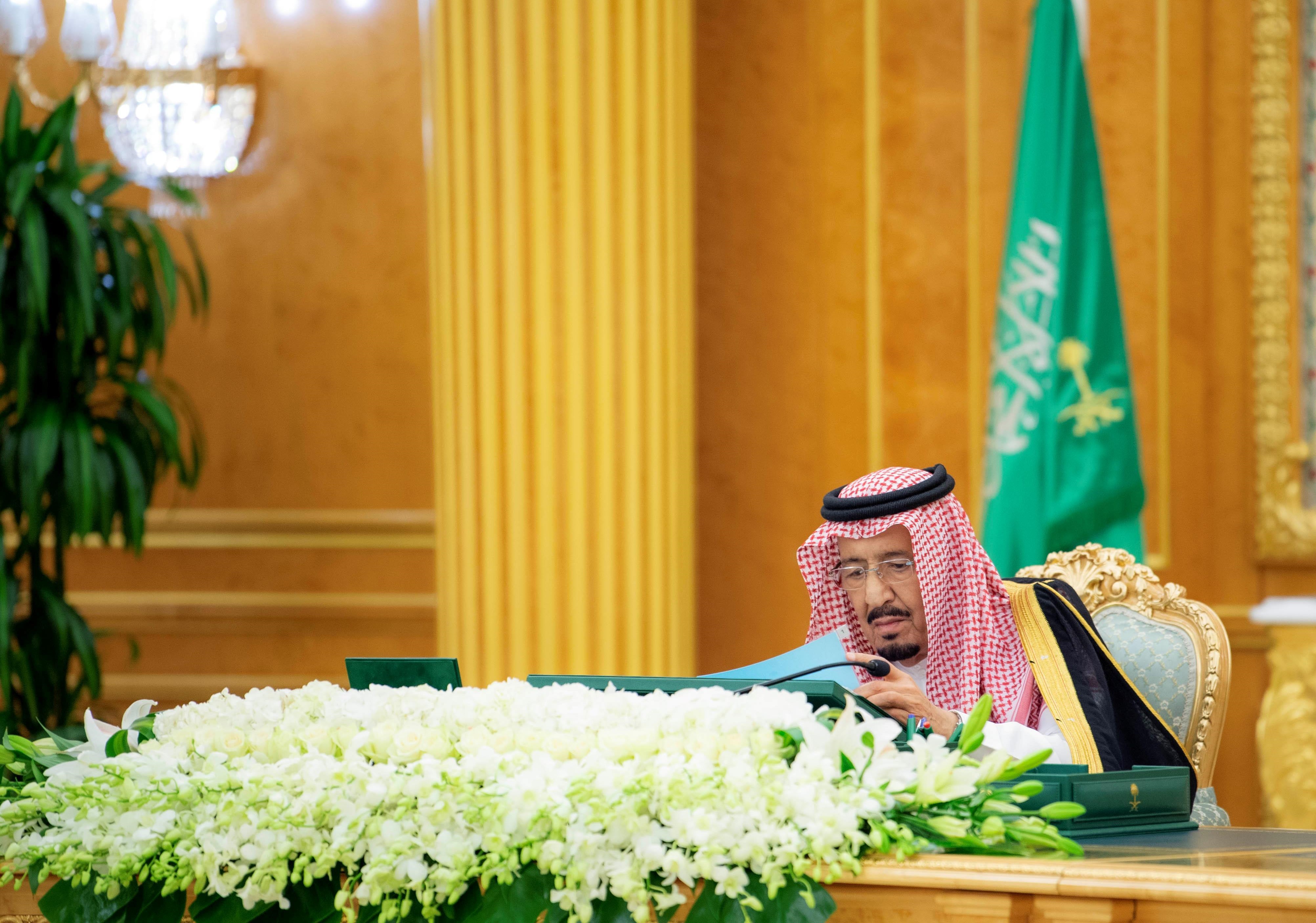 برئاسة خادم الحرمين الشريفين.. مجلس الوزراء: التأكيد على الحرص والاهتمام بشمول التنمية مناطق ومدن المملكة كافة