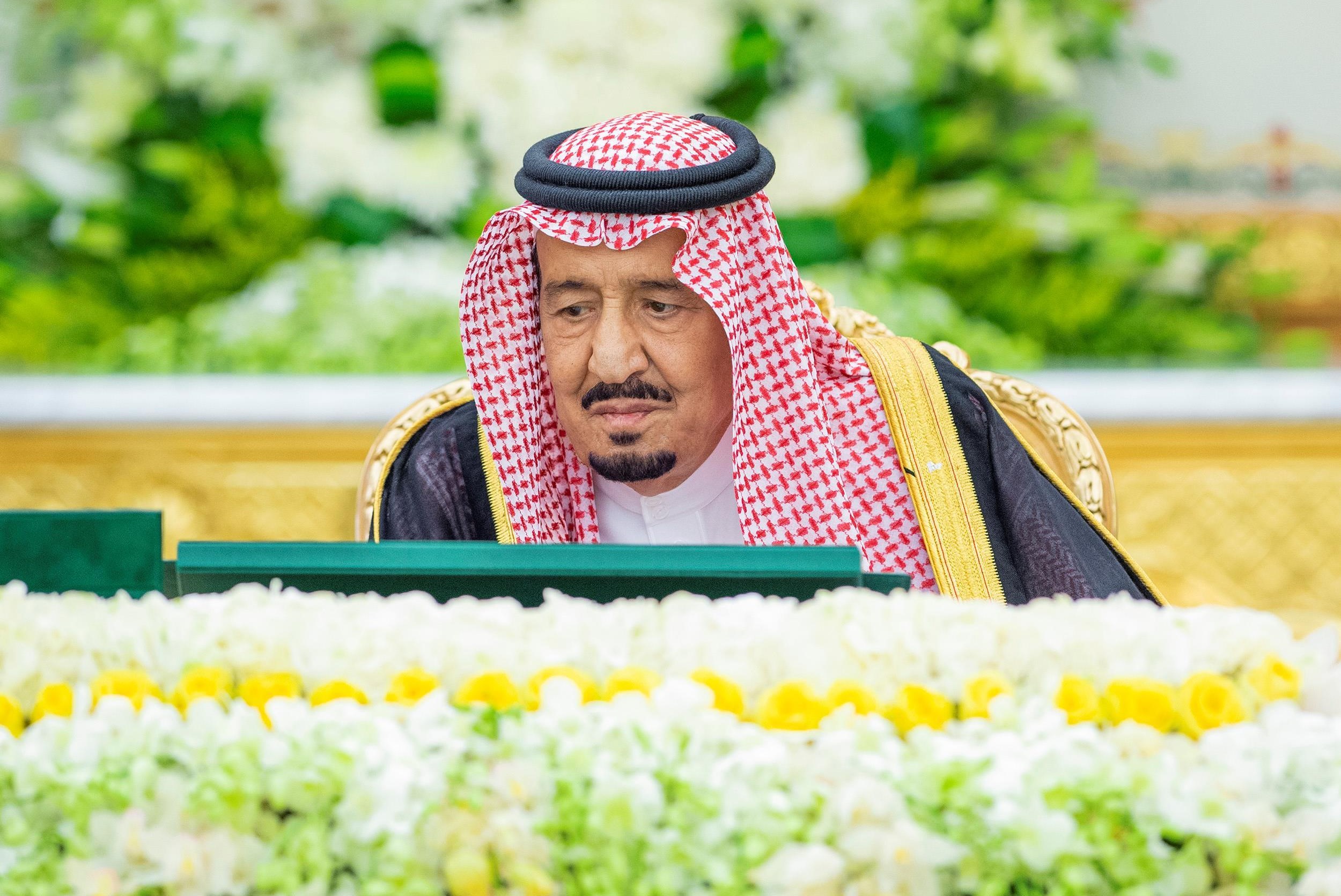 برئاسة خادم الحرمين الشريفين .. مجلس الوزراء يوافق على نظام بنك المنشآت الصغيرة والمتوسطة