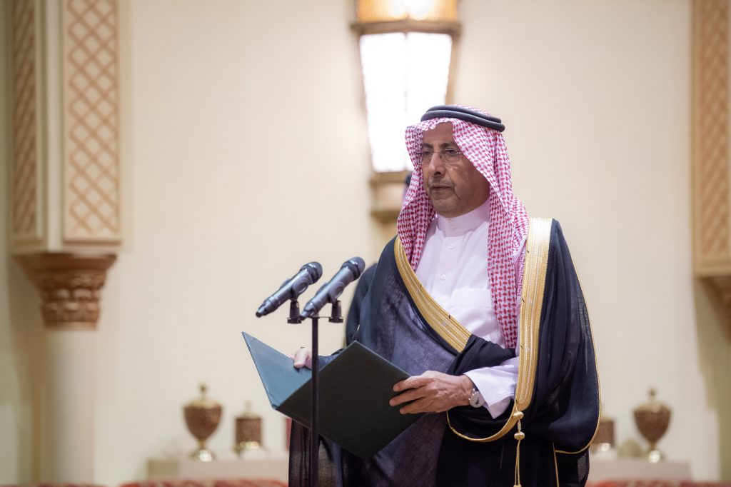 إبراهيم السلطان وسلمان الدوسري يؤديان القسم أمام خادم الحرمين الشريفين