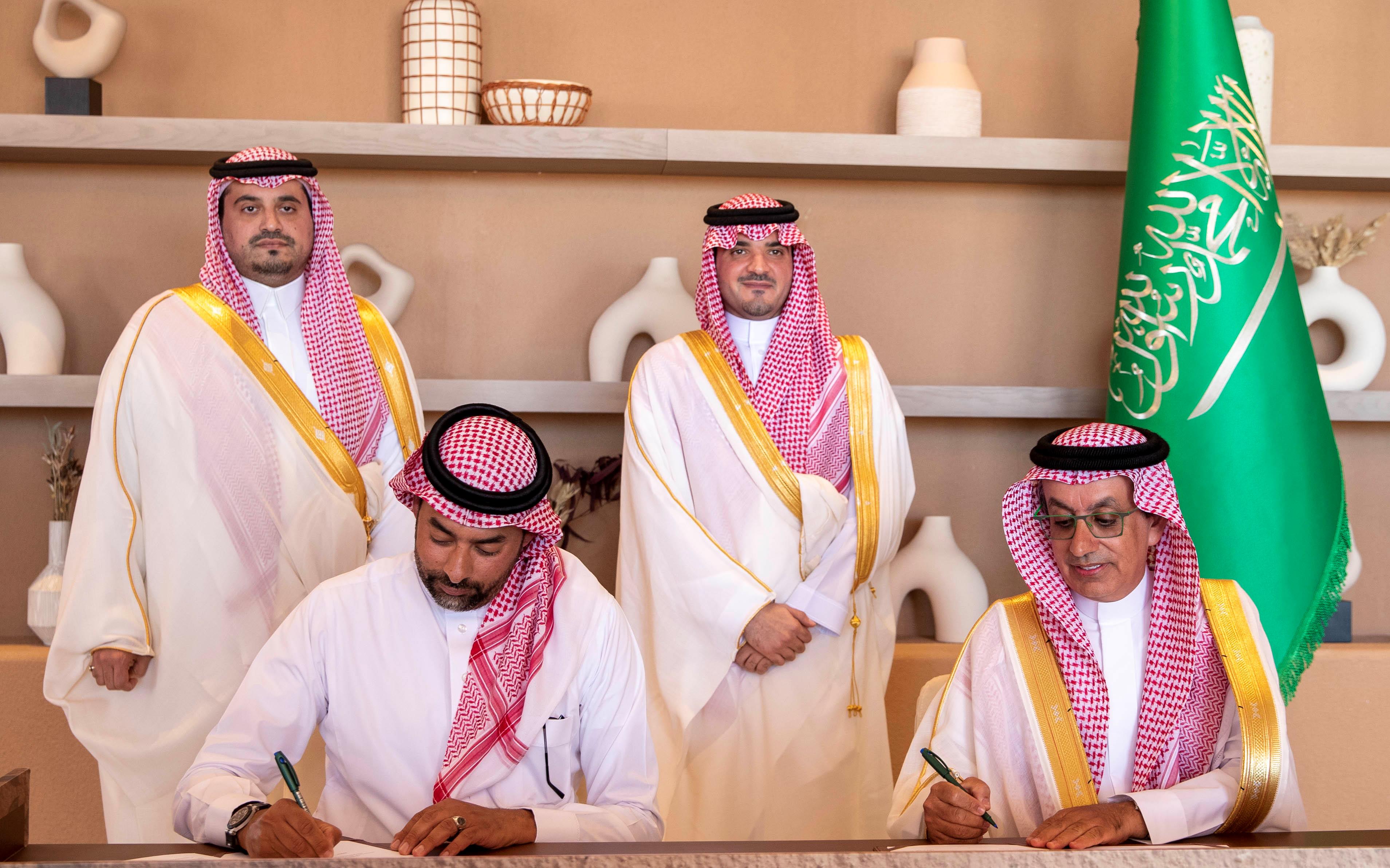 نيابة عن ولي العهد.. وزير الداخلية يرعى الحفل الختامي لكأس العلا للهجن