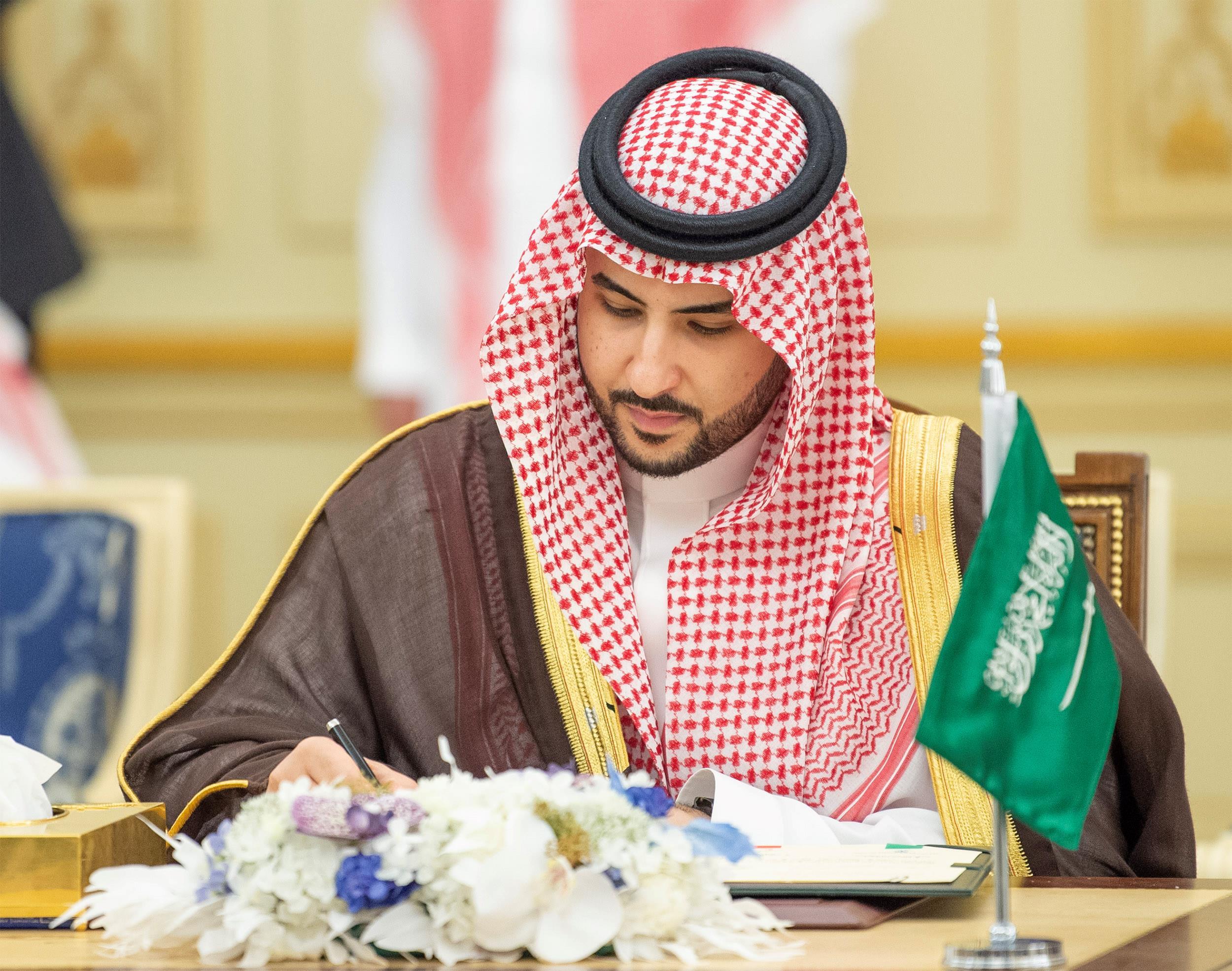 ولي العهد يستقبل الرئيس التركي ويعقدان جلسة مباحثات رسمية