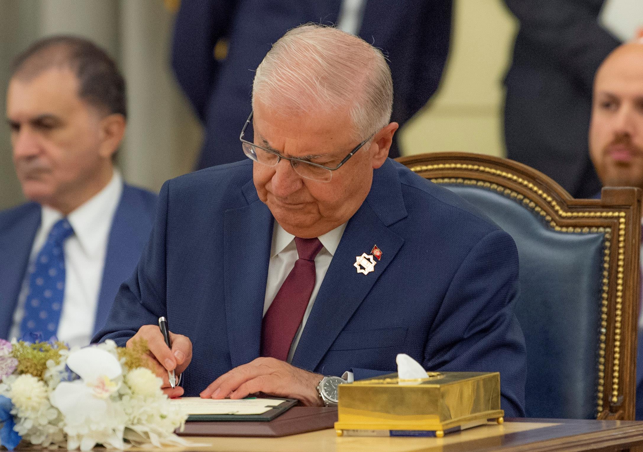 ولي العهد يستقبل الرئيس التركي ويعقدان جلسة مباحثات رسمية