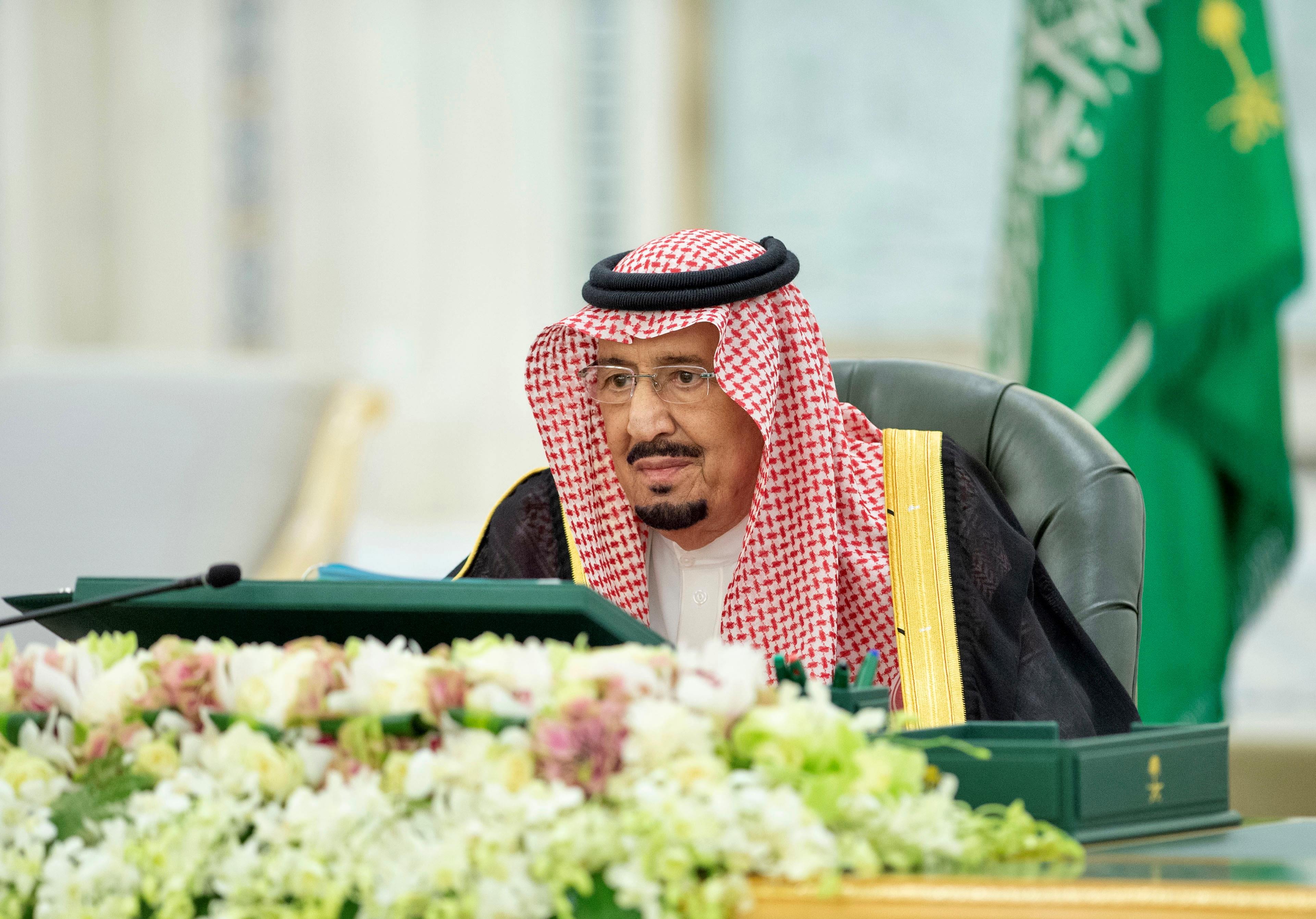 مجلس الوزراء يوافق على إنشاء جهاز مستقل باسم رئاسة الشؤون الدينية بالمسجد الحرام والمسجد النبوي 