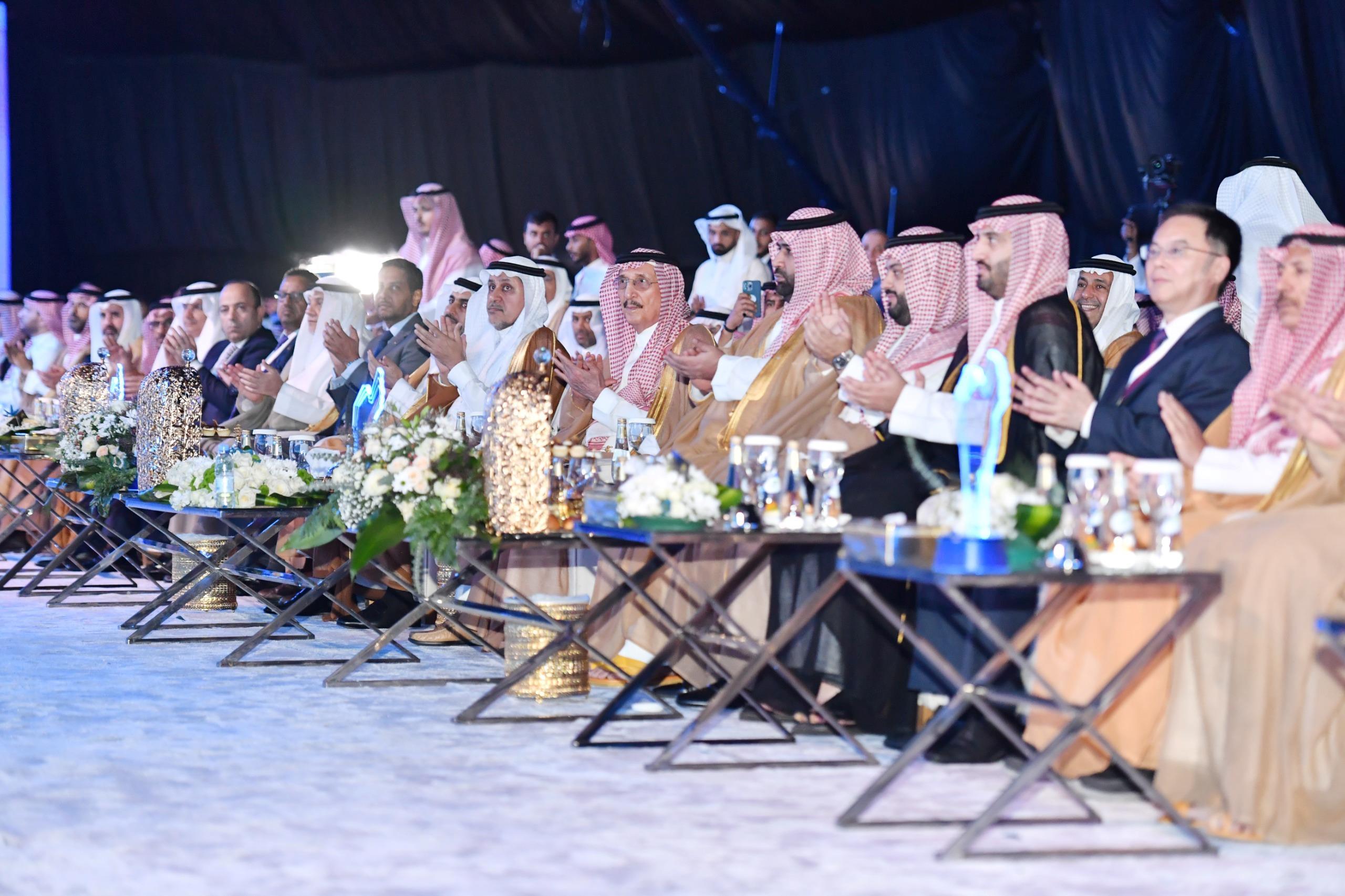 أمير منطقة جازان يفتتح منتدى جازان للاستثمار 2023 