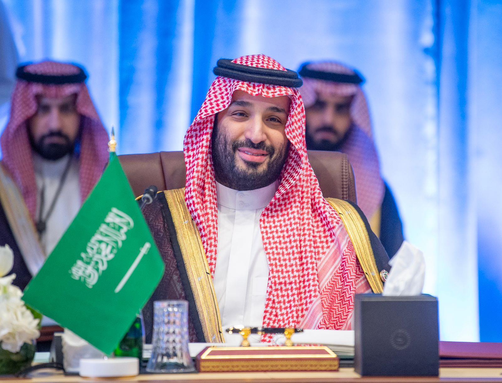 بيان مشترك في ختام زيارة ولي العهد لدولة قطر.. تعزيز التعاون الأمني والعسكري بما يسهم في دعم أمن واستقرار المنطقة